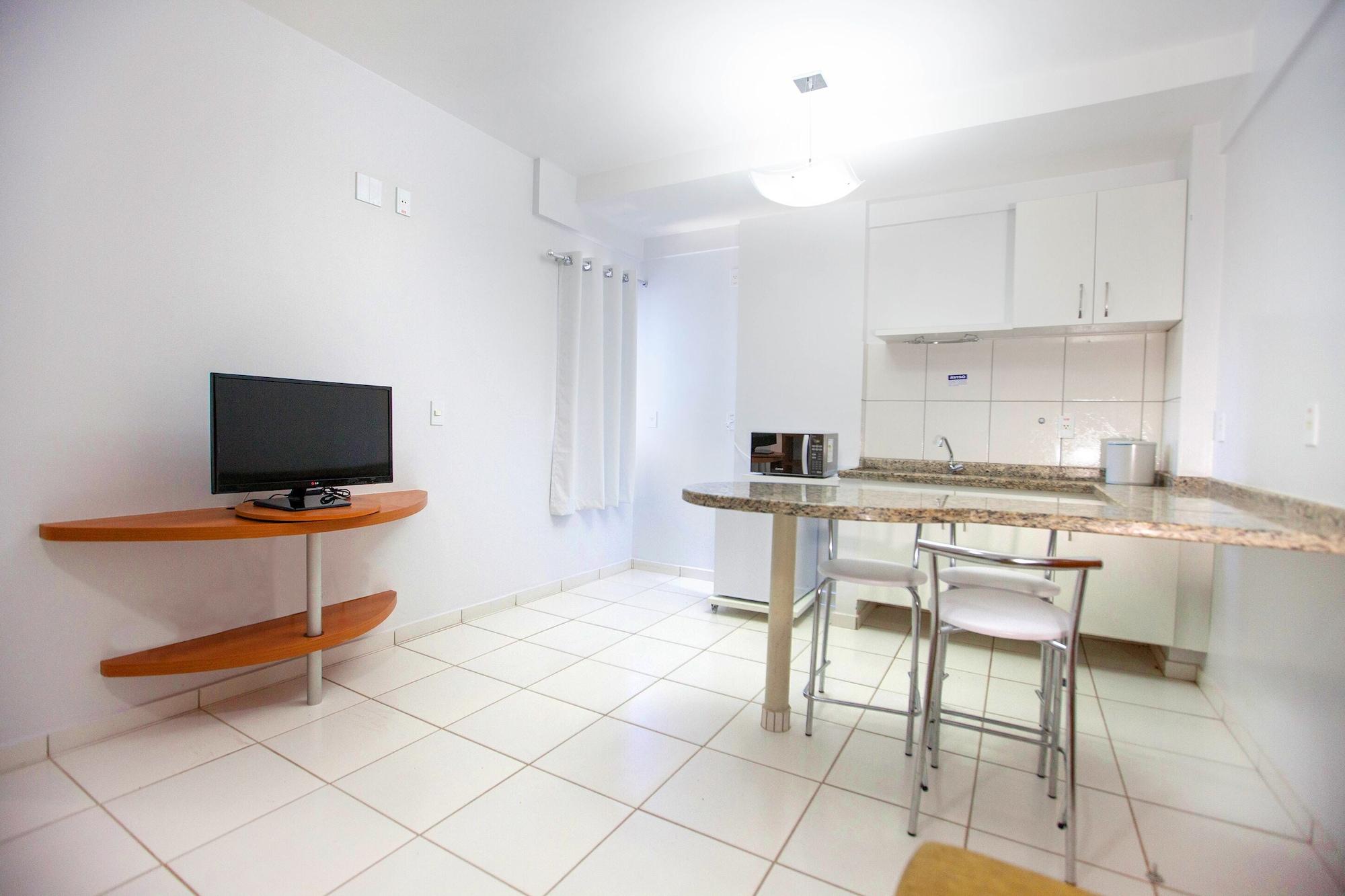 Golden Dolphin Grand Hotel Caldas Novas Exterior photo