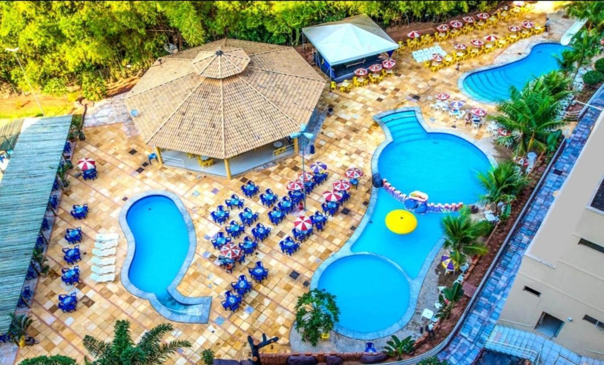 Golden Dolphin Grand Hotel Caldas Novas Exterior photo